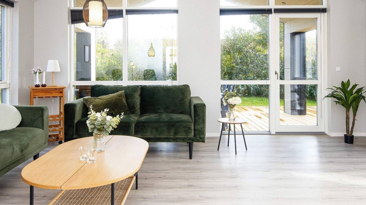 Jegum House | 8 person holiday home in Oksbøl