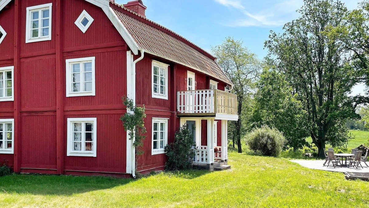 Hogsby House | 8 person holiday home in HÖGSBY