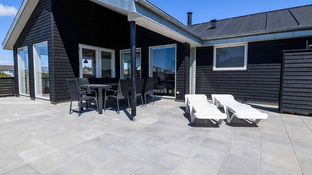 Rindby Strand House | 8 person holiday home in Fanø