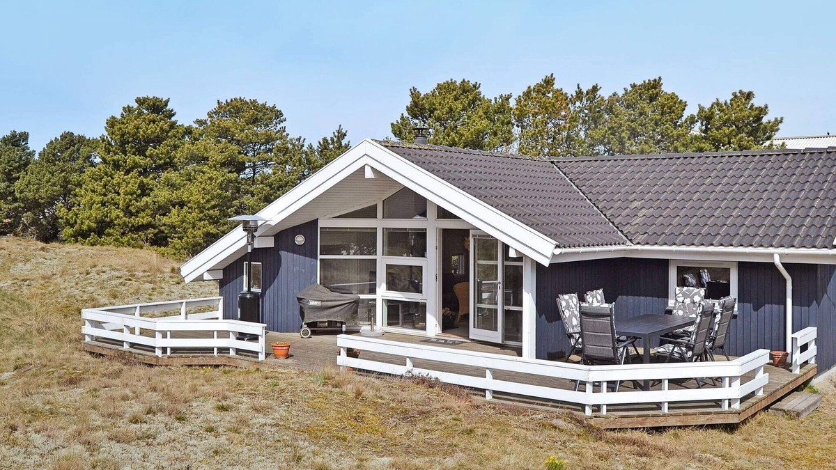Rindby Strand House | 8 person holiday home in Fanø