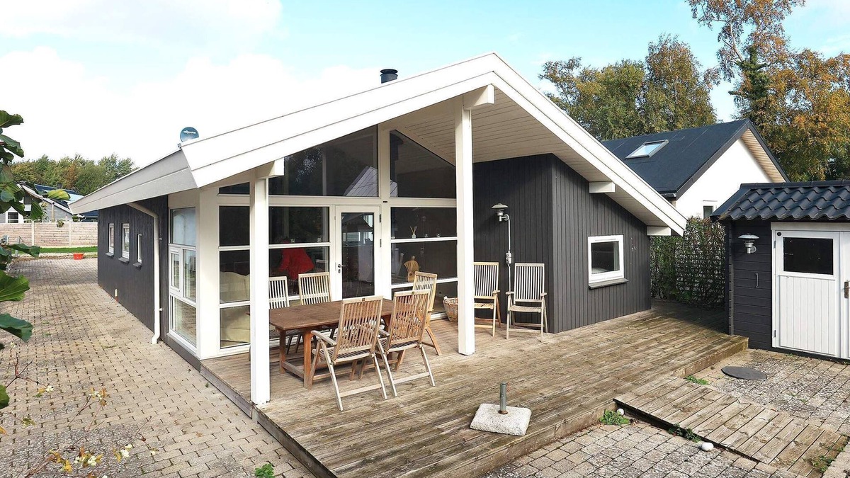Frørup House | 8 person holiday home in Frørup-By Traum