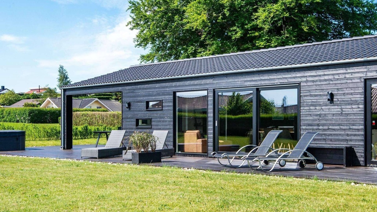 Hejlsminde Strand House | 8 person holiday home in Hejls