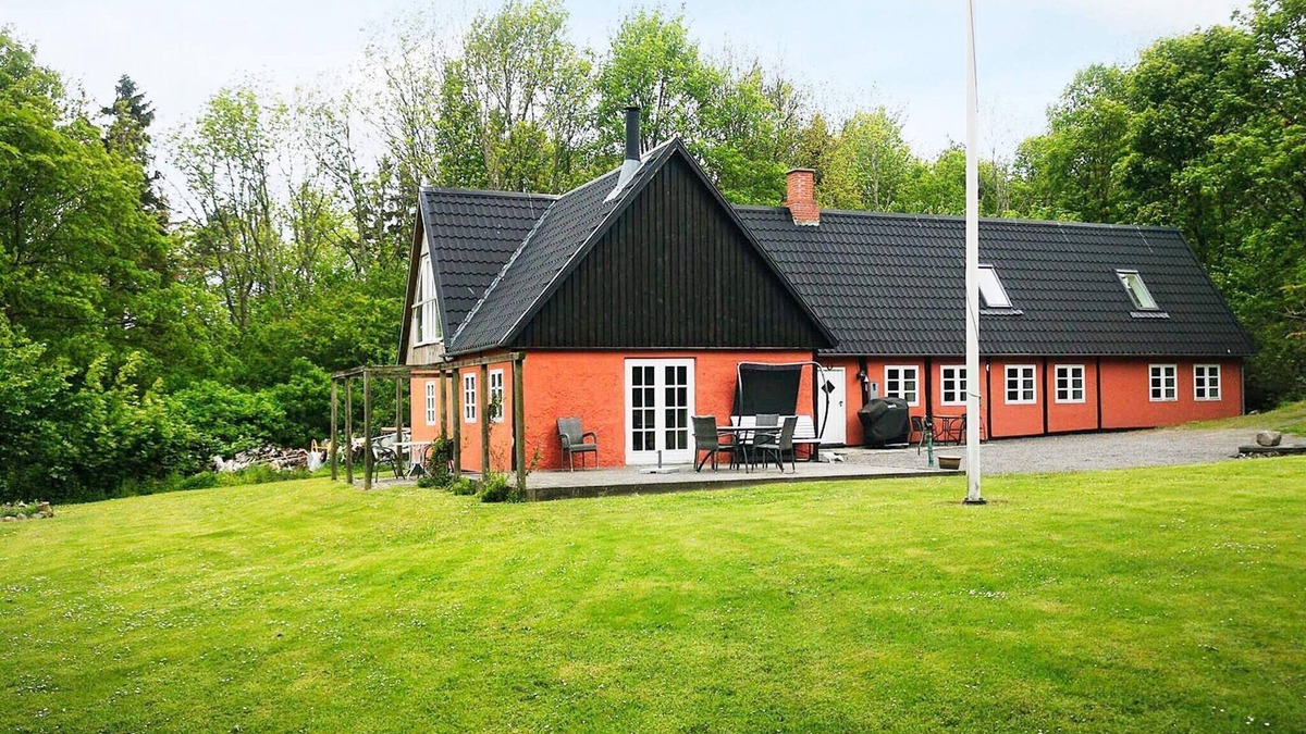 Nexo House | 8 person holiday home in Nexø-By Traum