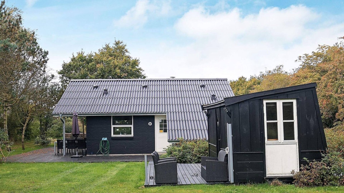 Sundstrup House | 8 person holiday home in Skals