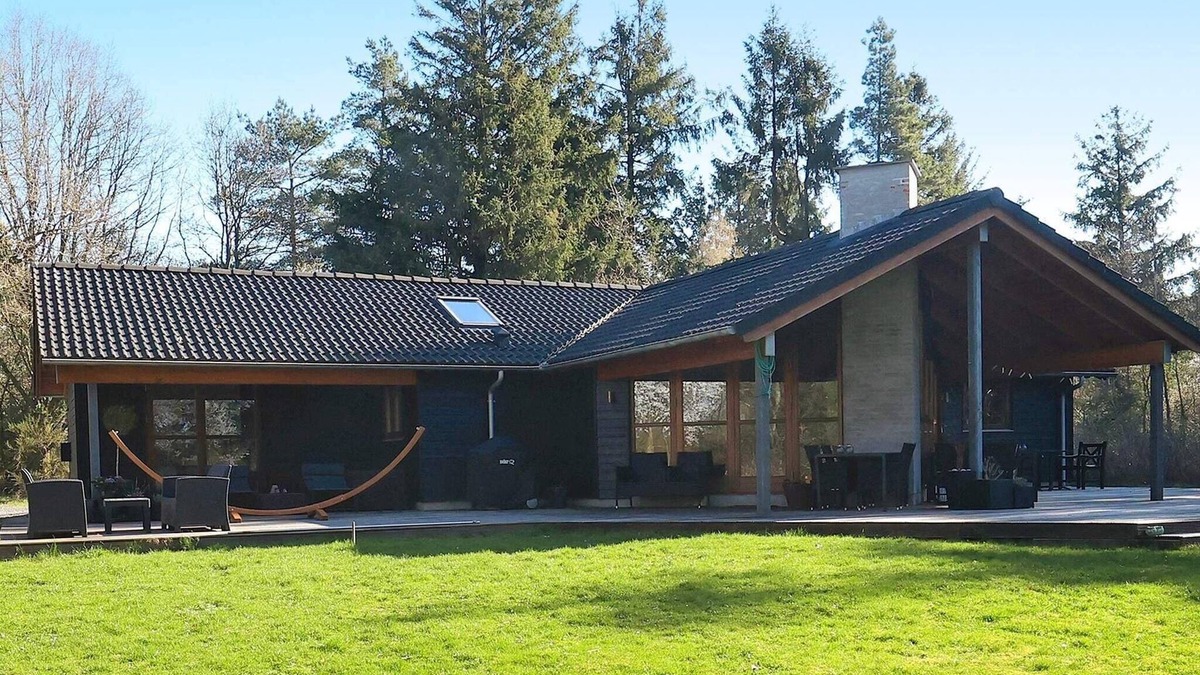 Skals House | 8 person holiday home in Skals-By Traum