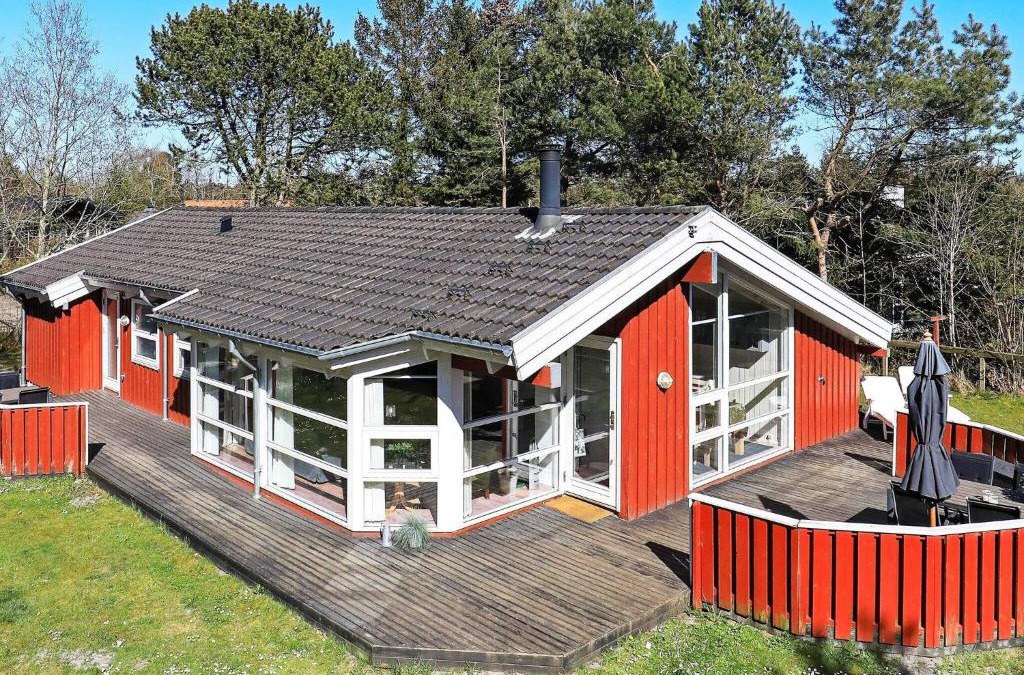 Hou House | 8 person holiday home in Hals