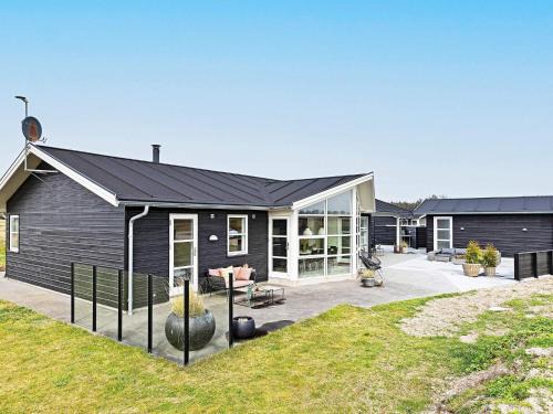 Lokken House | 8 person holiday home in Løkken-By Traum
