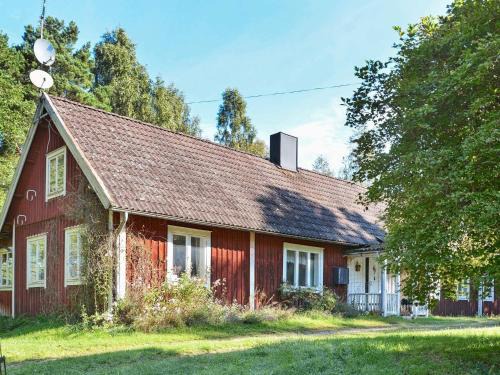Lonsboda House | 8 person holiday home in LÖNSBODA-By Traum