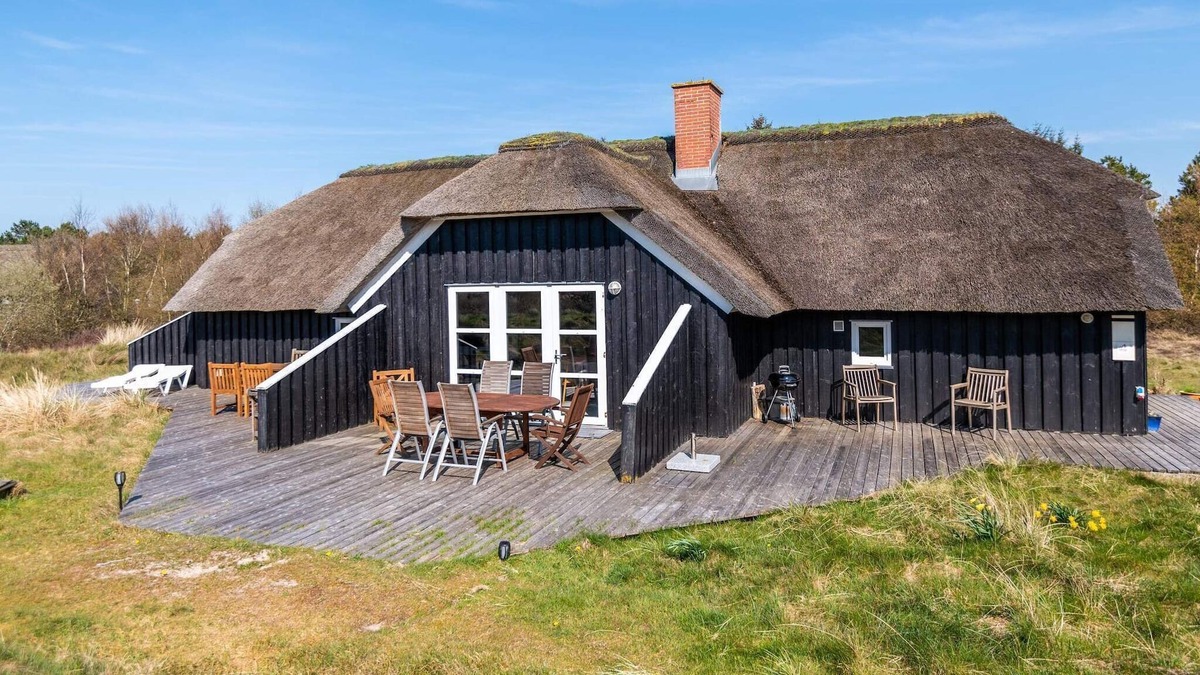 Sonderho House | 8 person holiday home on a holiday park in Fanø