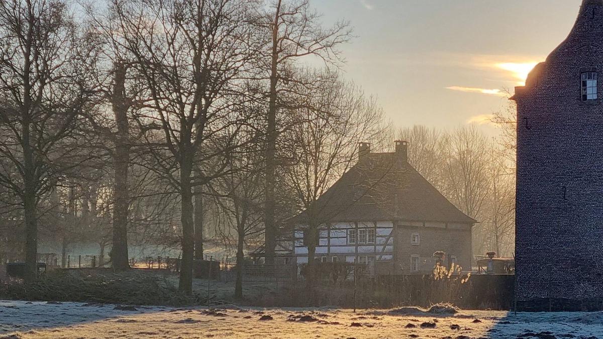 Schinnen Bed & Breakfast | 8 to 14 persons Terborgh Castle deluxe package