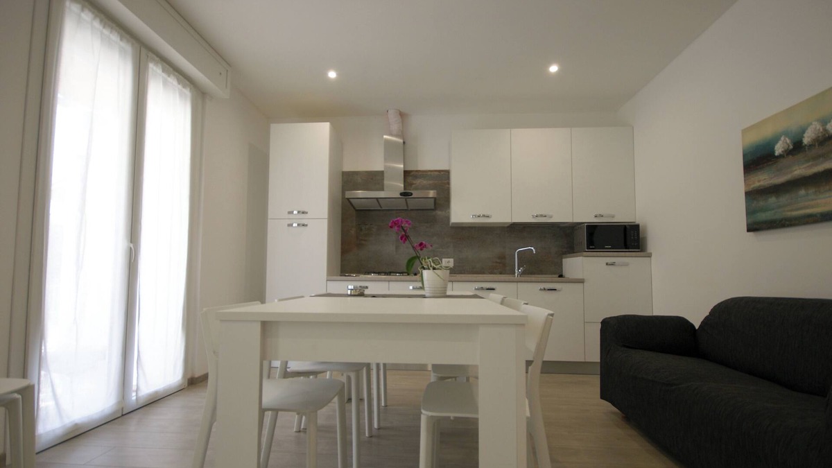 Bordonchio Apartment | 80 Four-room apartment within walking distance of the sea