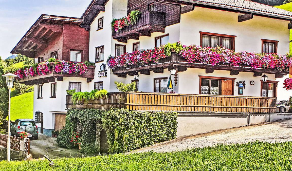 Schwaz Apartment | 80 m² Apartment ∙ 2 bedrooms ∙ 4 guests