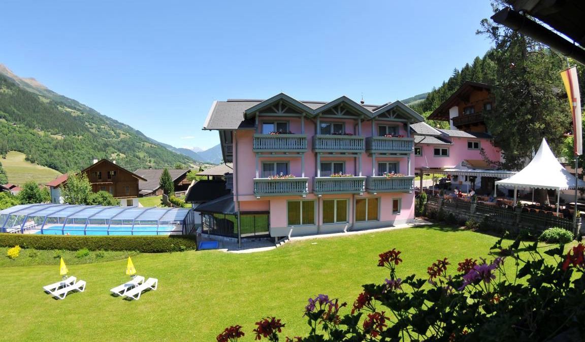 Rangersdorf Apartment | 80 m² Apartment ∙ 3 bedrooms ∙ 6 guests