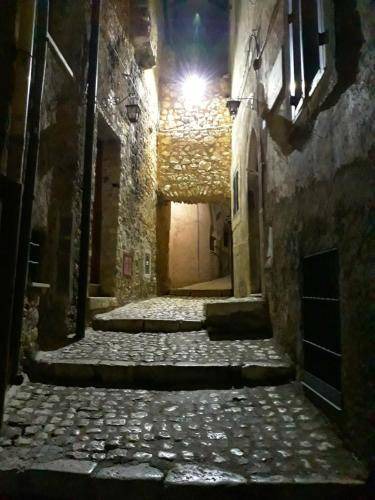 Sermoneta Apartment | 80 m² Apartment ∙ 3 bedrooms ∙ 5 guests