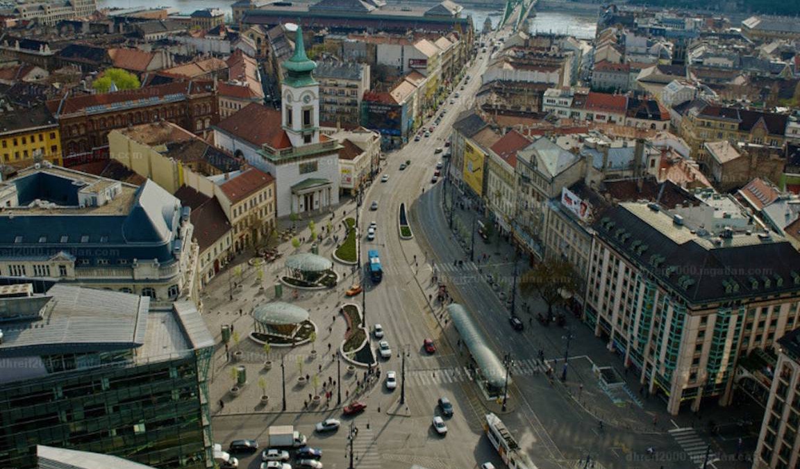 Belso-Ferencvaros Apartment | 80 m² Apartment ∙ 3 bedrooms ∙ 3 guests