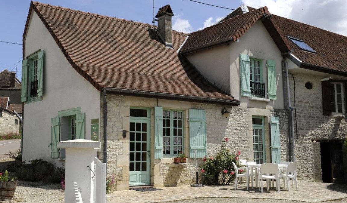 Bligny House | 80 m² Gîte ∙ 3 bedrooms ∙ 6 guests