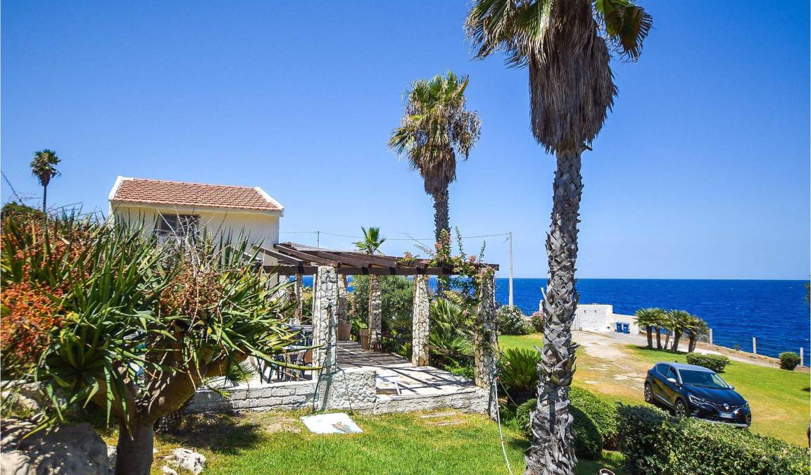 Brucoli House | 80 m² House ∙ 1 bedroom ∙ 4 guests