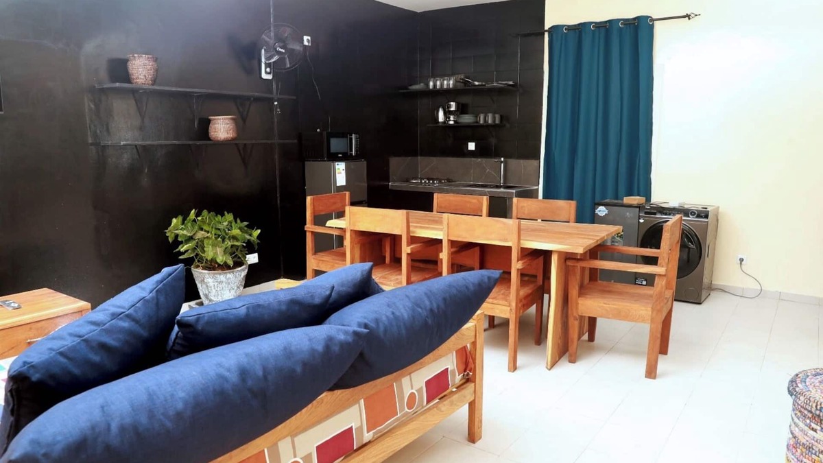 Ngaparou Apartment | 80 meters from the beach, apartment with 1 living room + 1 bedroom + 2 bathrooms.