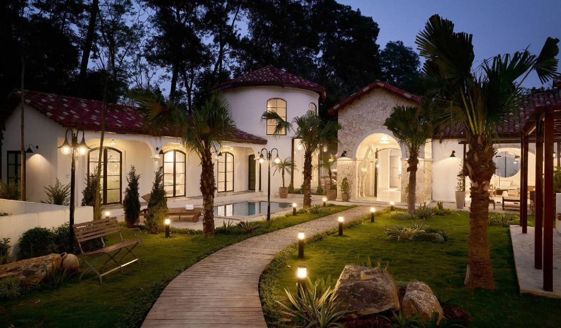 Ba Vi House | 800 m² House ∙ 5 bedrooms ∙ 15 guests