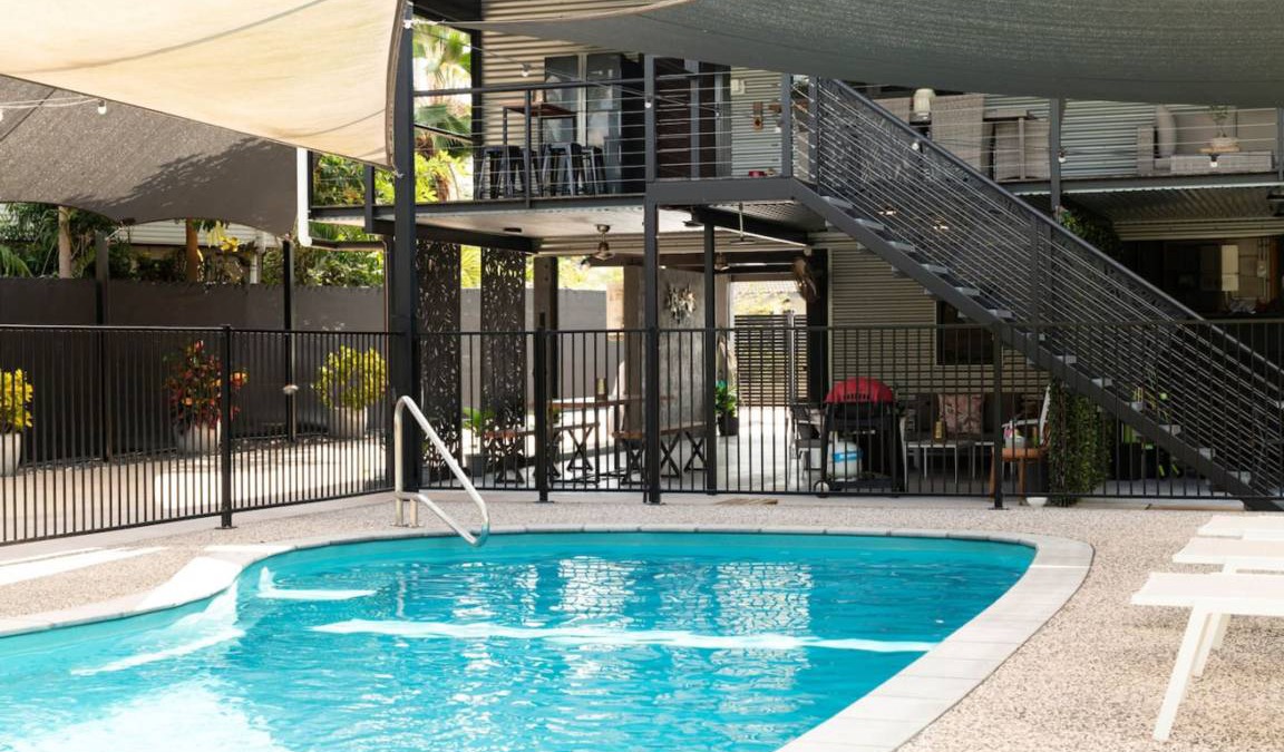 Leanyer House | 800 m² House ∙ 5 bedrooms ∙ 12 guests