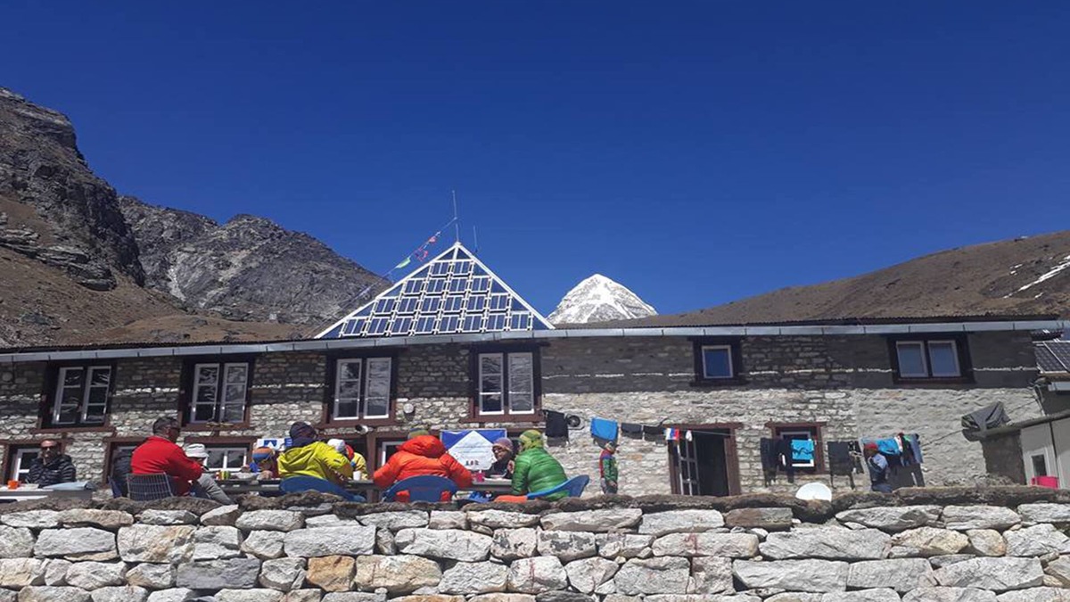 Lobuche House | 8000 Inn