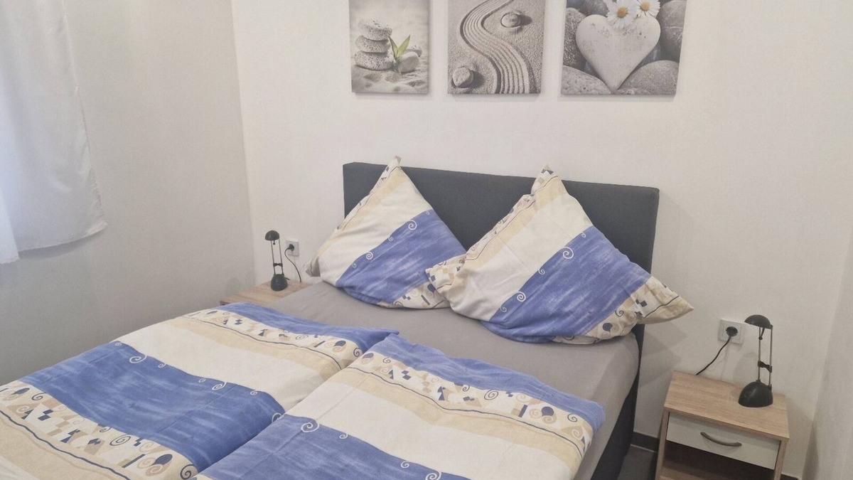 Bad Bellingen Apartment | 800m to the thermal baths, modern two-room apartment with patio