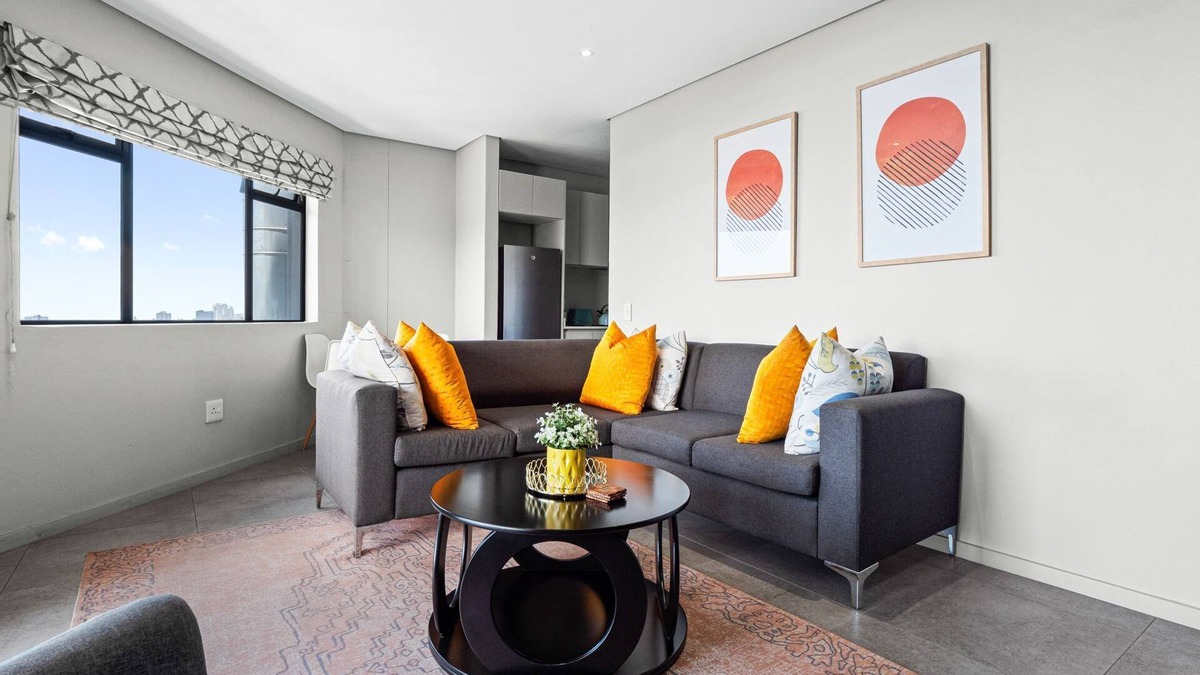 Windermere Apartment | 806 2SIX2 Florida Road