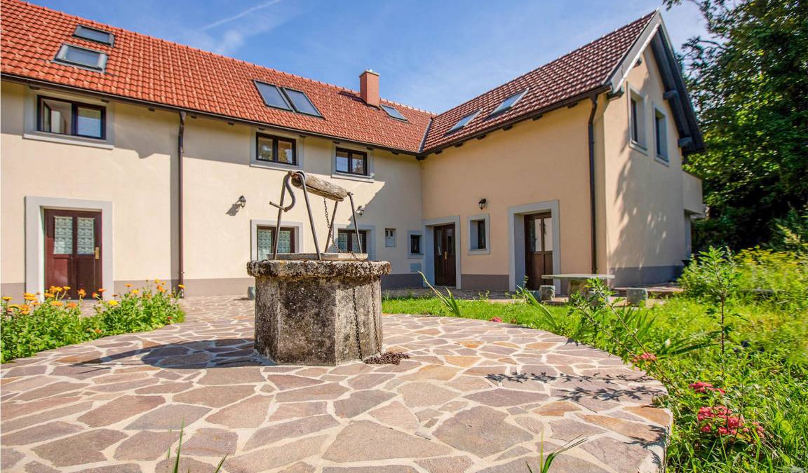 Ajdovscina Apartment | 81 m² Apartment ∙ 6 guests
