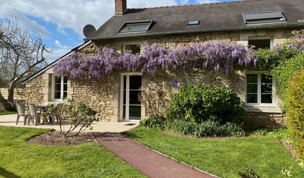 Caudan House | 81 m² Gîte ∙ 3 bedrooms ∙ 5 guests