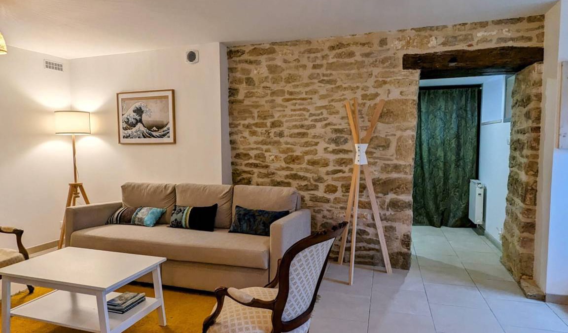 Baulme-la-Roche Cottage | 85 m² Cabin ∙ 2 bedrooms ∙ 4 guests