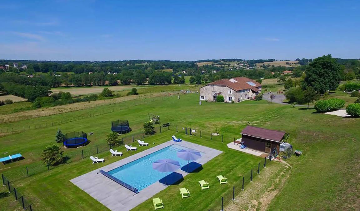 Availles-Limouzine House | 850 m² House ∙ 17 bedrooms ∙ 40 guests