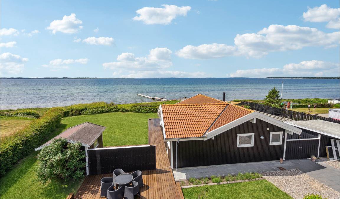 Næs House | 88 m² House ∙ 4 bedrooms ∙ 6 guests