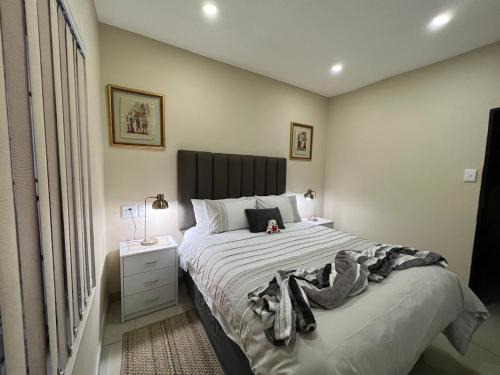 Menlo Park Apartment | 88 on Hazelwood Your Urban Oasis