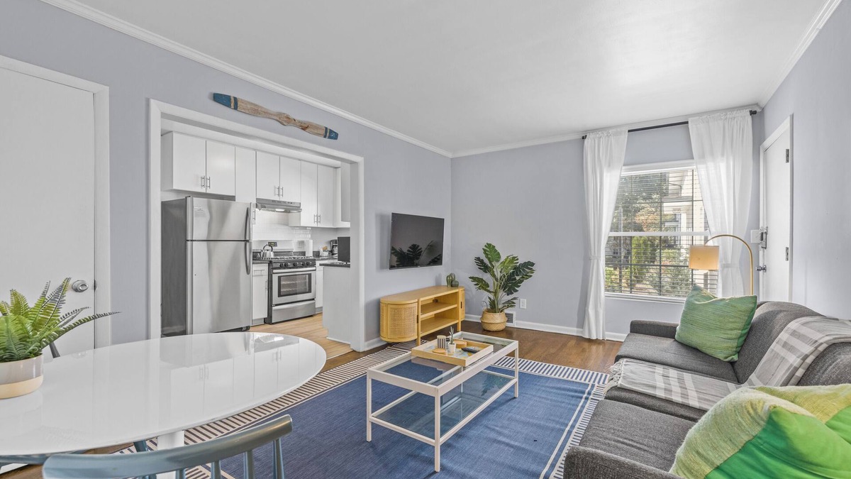 Virginia Highland Apartment | 881 Furnished Apartments