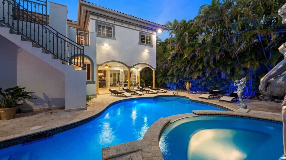 Coral Gables Section House | 8BR Majestic Pool Paradise
