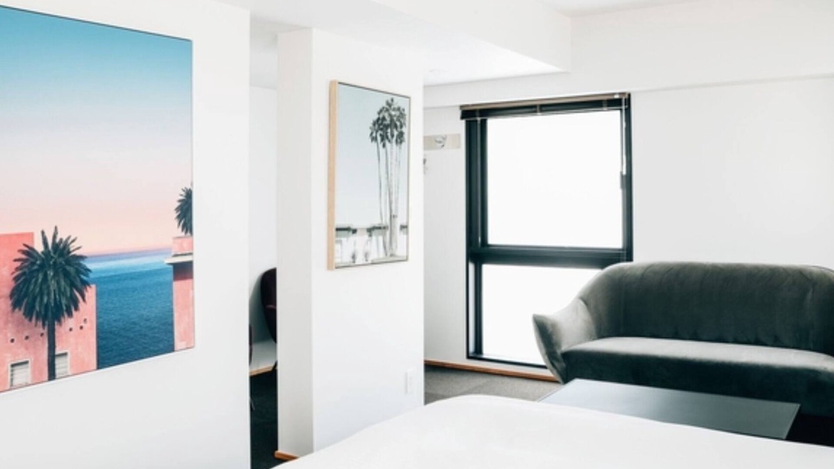 Kowada Hotel | 8Casual stay King bed Stay without meals Stand/Chigasaki Kanagawa