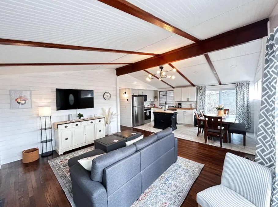 Hamilton Apartment | 8th Street Haven - 3 bedroom House in DT Hamilton