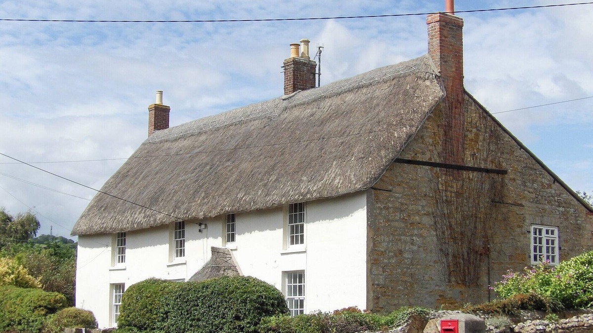 Bridport Cottage | 9 bedroom accommodation in Chideock, near Bridport