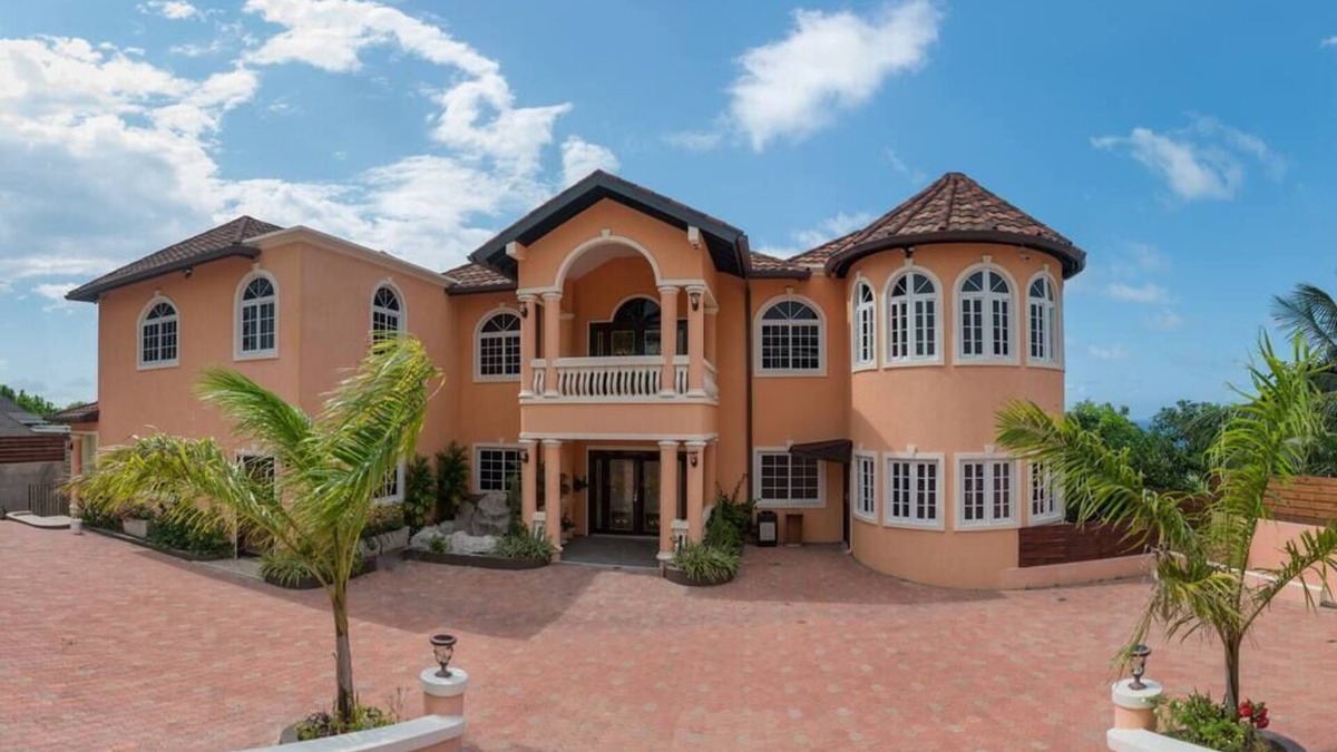 IronShore Estates Villa | 9 Bedroom Luxury Villa-Montego Bay Jamaica with Pool & Staff