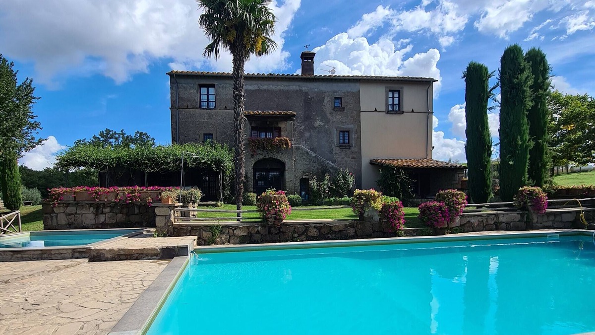 Vitorchiano House | 9 Bedroom Private vacation home in Lazio