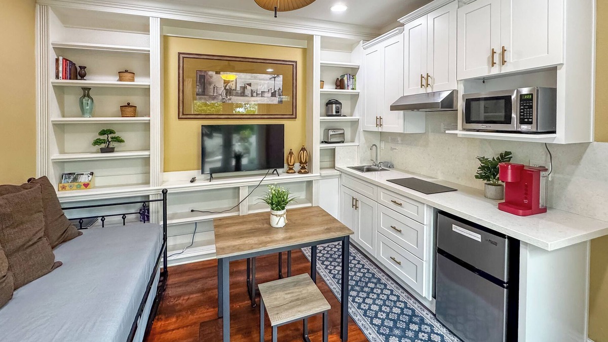 Torrey Highlands Apartment | 9 Mi to Beach: Pet-Friendly Apt in San Diego!