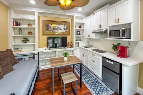 Torrey Highlands Apartment | 9 Mi to Beach Pet-Friendly Apt in San Diego!