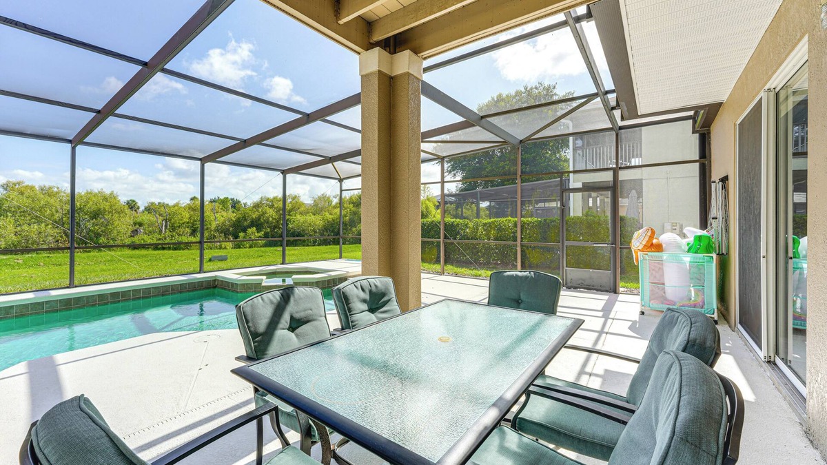 West Haven House | 9 Mi to Disney World: Family Home w/Lanai!