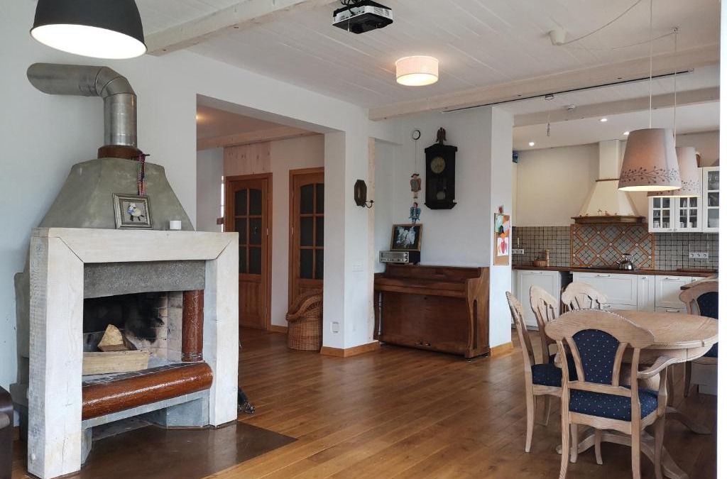 Klaipeda county House | 9 min from Palanga! luxury house on the river and sauna