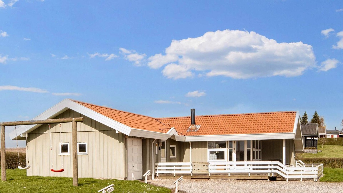Hvidbjerg Strand House | 9 person holiday home in Børkop-By Traum
