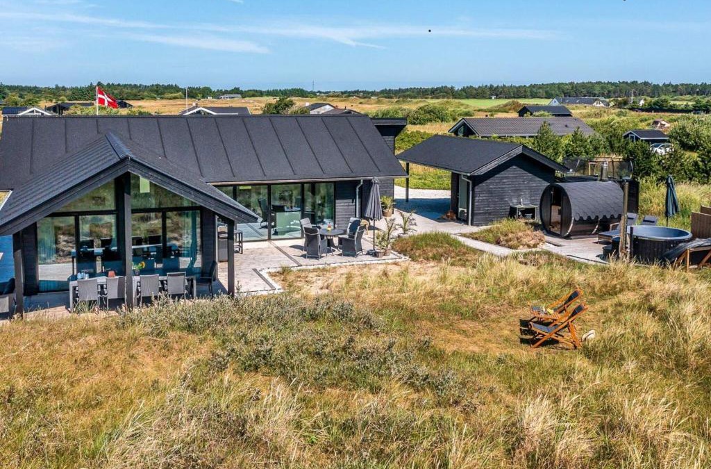 Hirtshals House | 9 person holiday home in Hirtshals
