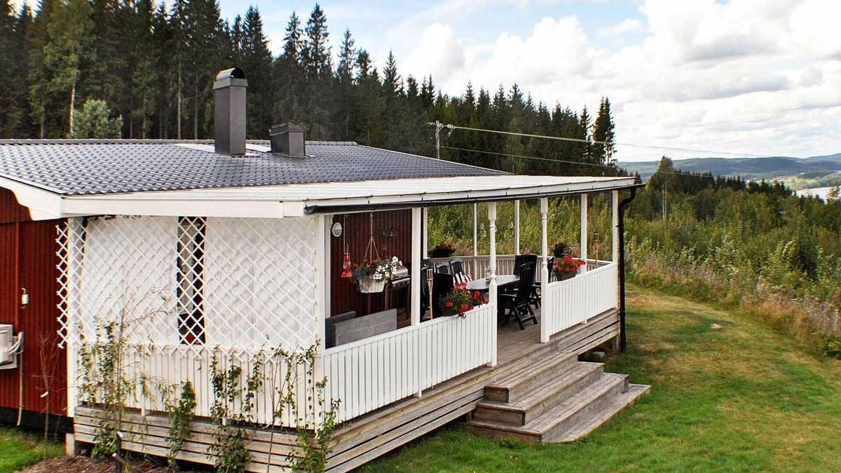 Brasstorp House | 9 person holiday home in GRÄSMARK