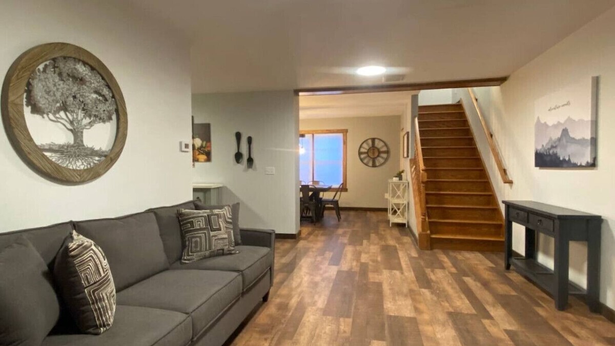 Marion House | #9 - *STUNNING*RENOVATED* *4BR HOUSE*