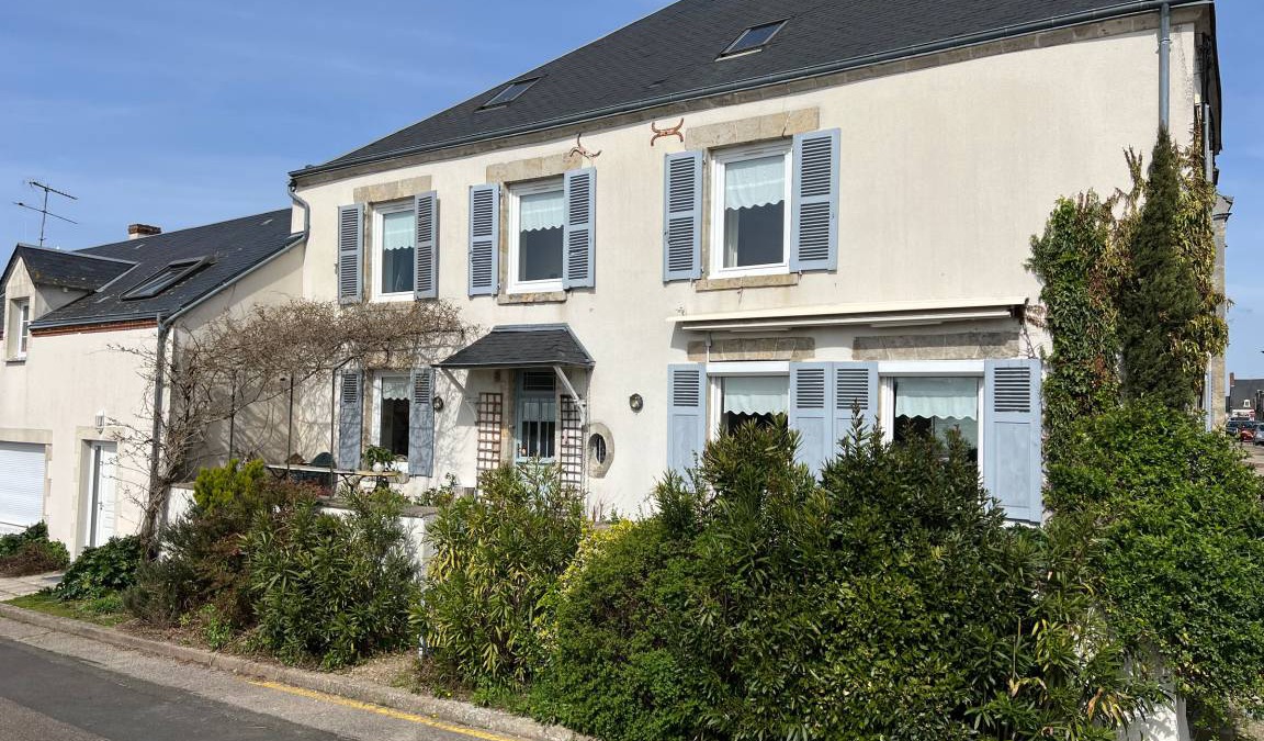 Saint-Denis-de-l'Hotel Cottage | 90 m² Cabin ∙ 2 bedrooms ∙ 4 guests