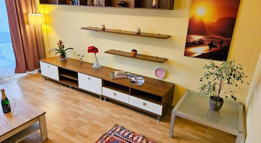 Chodov Apartment | 90 m² Apartment ∙ 3 bedrooms ∙ 6 guests